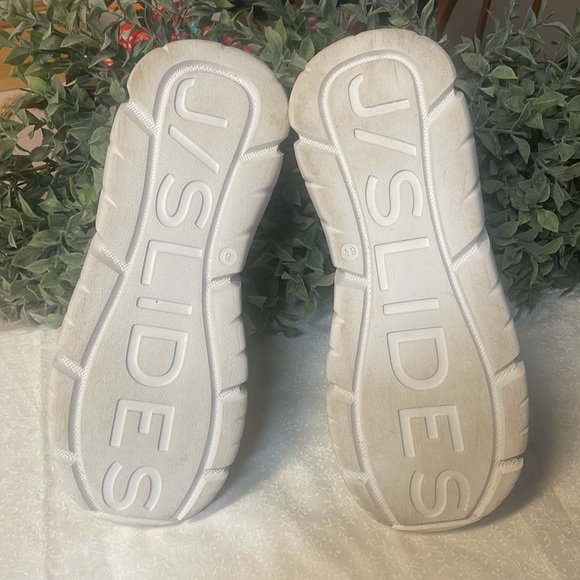 Bootie style tennis shoes - Picture 5 of 8